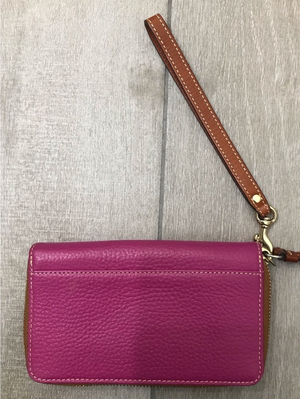 Dooney Bourke Pink Wristlet Wallet - Picture 4 of 4